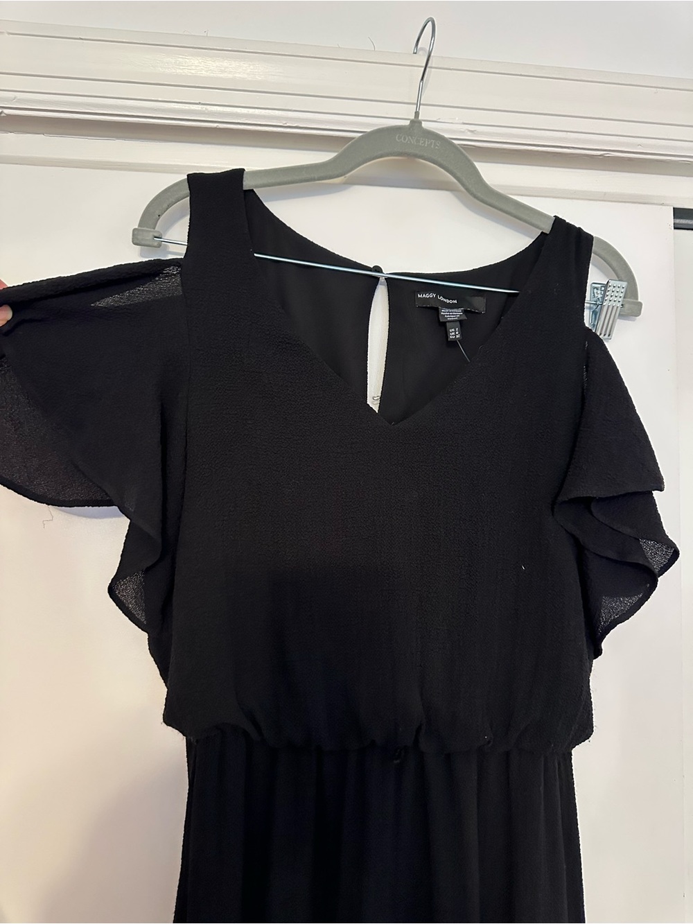 Maggy London Black Ruffle Cold-Shoulder Maxi Dress - Picture 2 of 2
